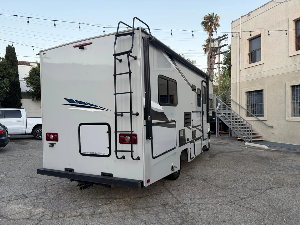 2019 Mercedes-Benz VS30 Sprinter - Image 10 of 31