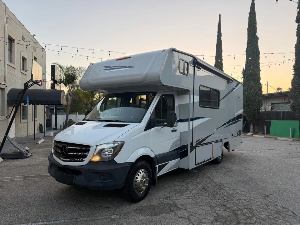 2019 Mercedes-Benz VS30 Sprinter - Image 6 of 31