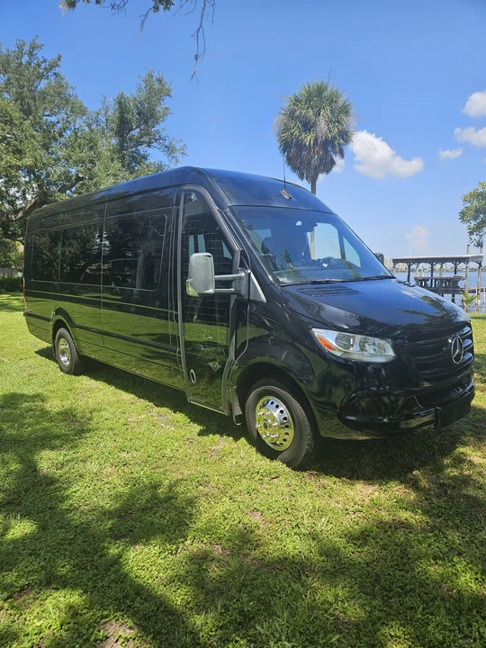 2019 Mercedes-Benz VS30 Sprinter - Image 2 of 31