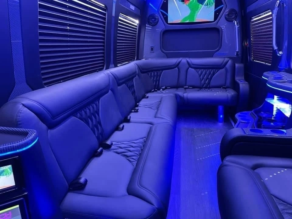 2019 Mercedes-Benz VS30 Sprinter - Image 6 of 7