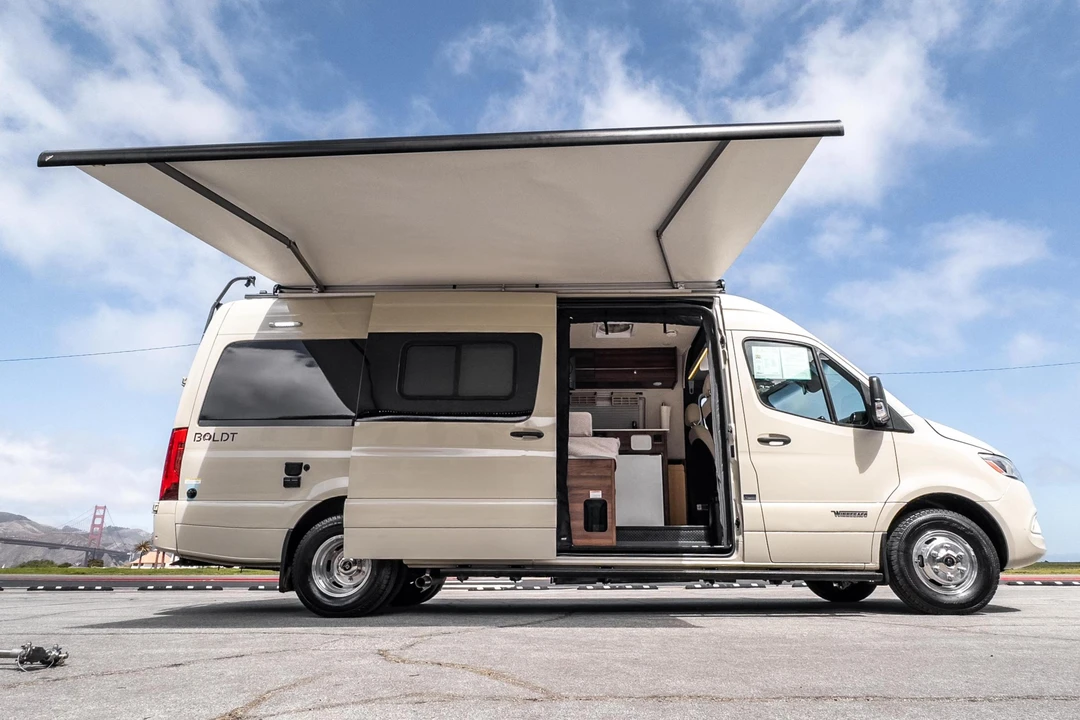 2019 Mercedes-Benz VS30 Sprinter - Image 3 of 31