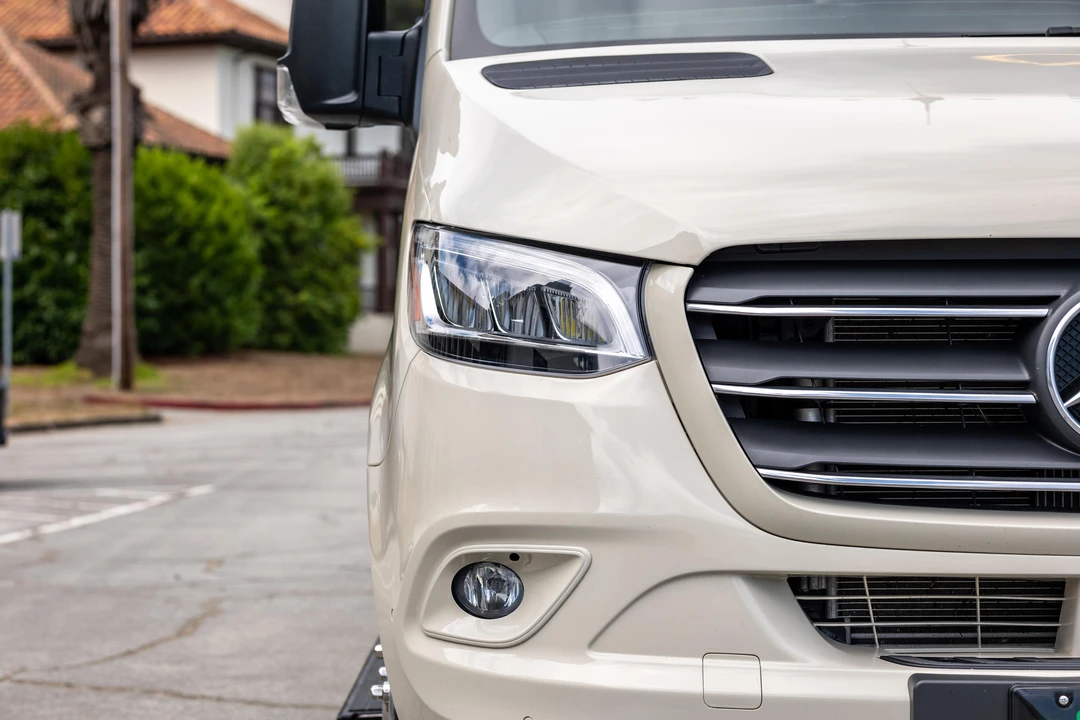 2019 Mercedes-Benz VS30 Sprinter - Image 11 of 31