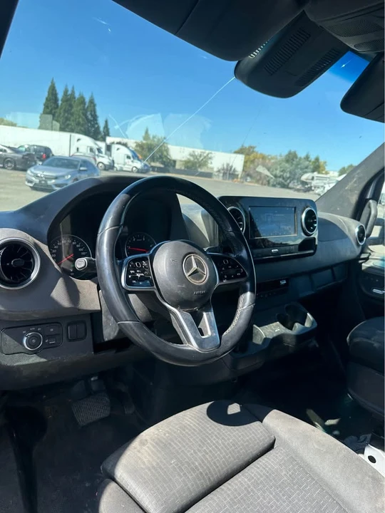 2019 Mercedes-Benz VS30 Sprinter - Image 18 of 20