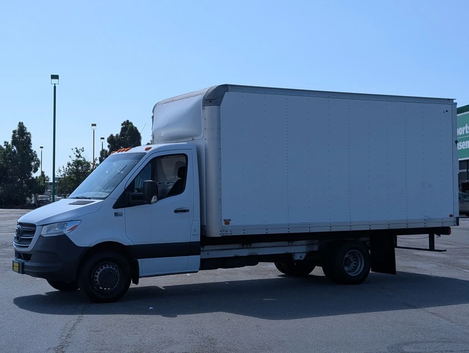 2019 Mercedes-Benz VS30 Sprinter - Image 2 of 12