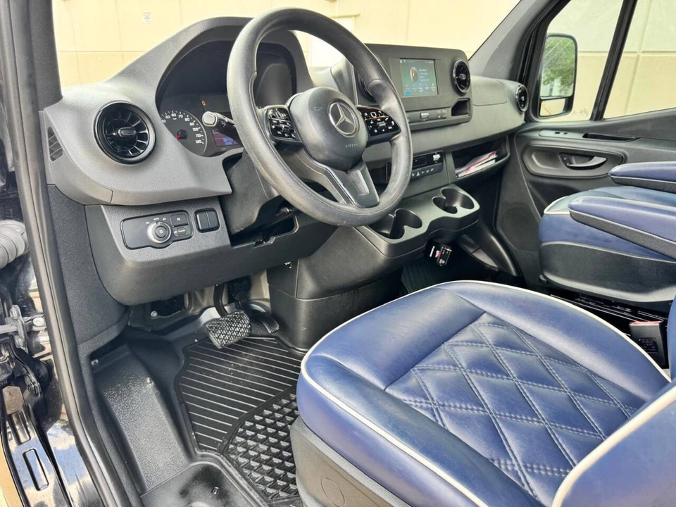 2019 Mercedes-Benz VS30 Sprinter - Image 10 of 12