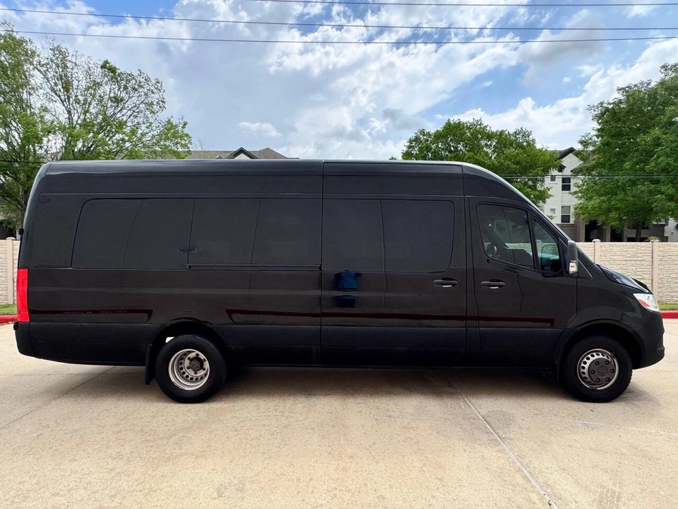 2019 Mercedes-Benz VS30 Sprinter - Image 8 of 12