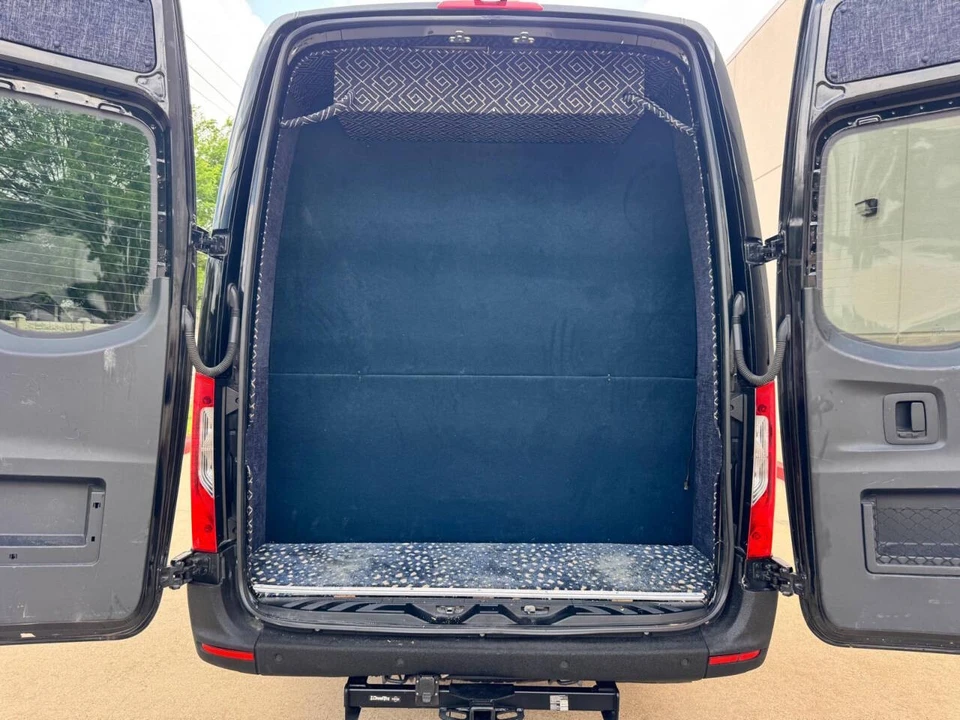 2019 Mercedes-Benz VS30 Sprinter - Image 11 of 12