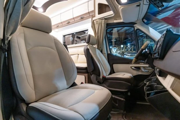2019 Mercedes-Benz VS30 Sprinter - Image 4 of 8