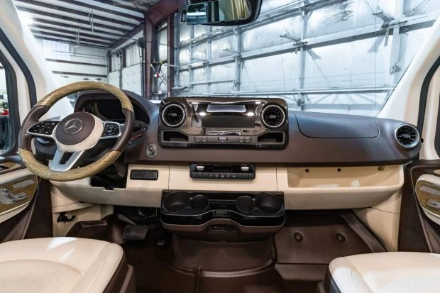 2019 Mercedes-Benz VS30 Sprinter - Image 5 of 8