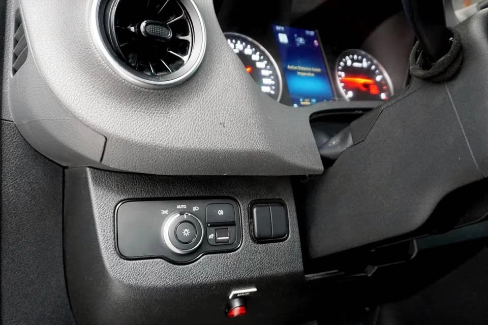 2019 Mercedes-Benz VS30 Sprinter - Image 9 of 19
