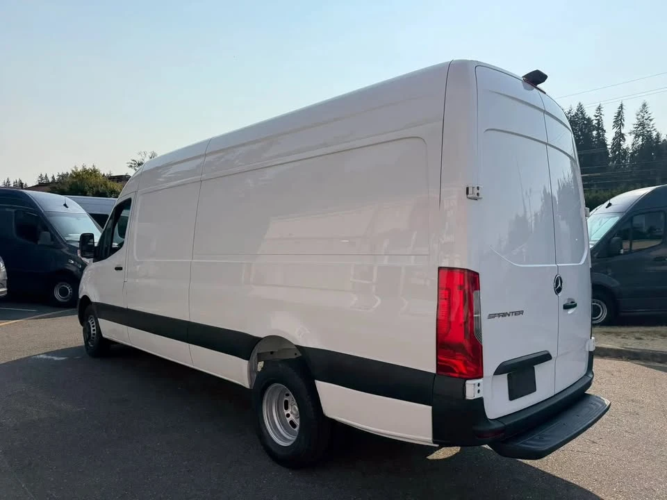 2019 Mercedes-Benz VS30 Sprinter - Image 3 of 15