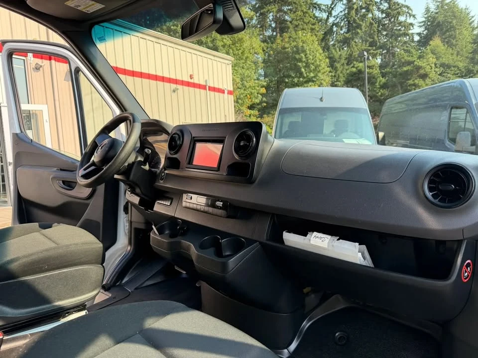 2019 Mercedes-Benz VS30 Sprinter - Image 10 of 15