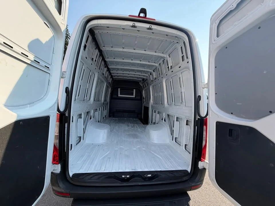 2019 Mercedes-Benz VS30 Sprinter - Image 9 of 15