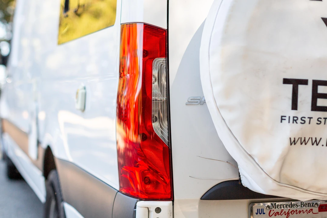 2019 Mercedes-Benz VS30 Sprinter - Image 24 of 31