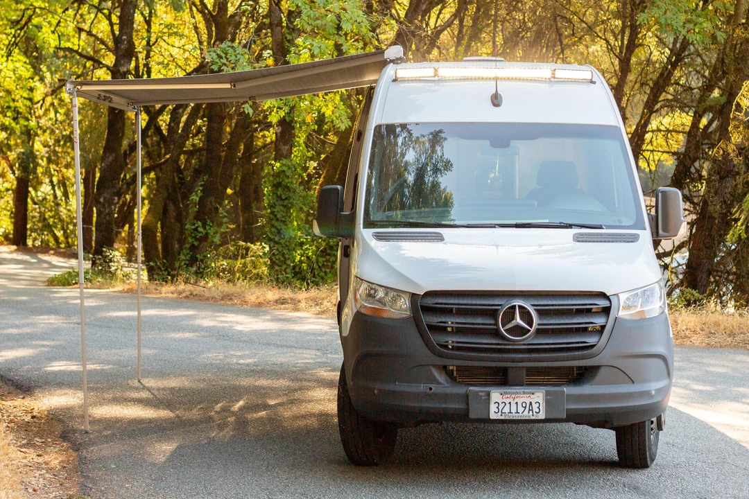 2019 Mercedes-Benz VS30 Sprinter - Image 2 of 31