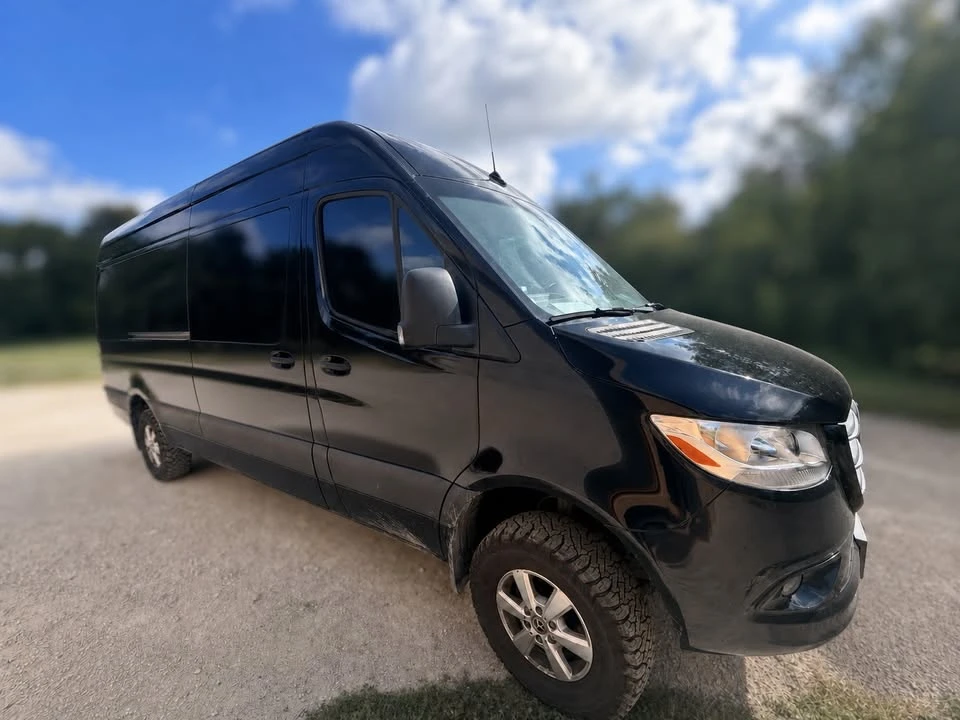 2019 Mercedes-Benz VS30 Sprinter - Image 2 of 9