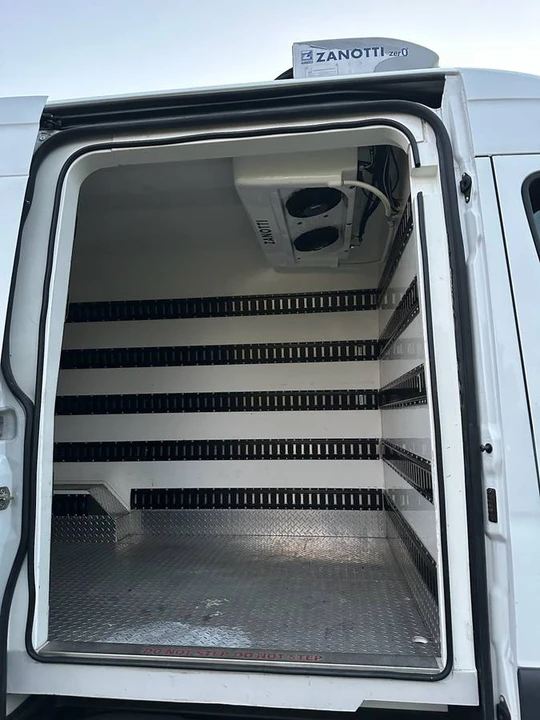 2019 Mercedes-Benz VS30 Sprinter - Image 7 of 23