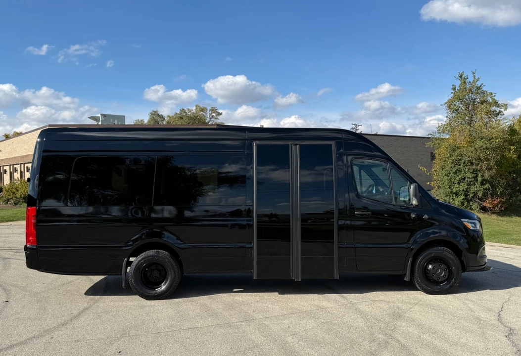 2019 Mercedes-Benz VS30 Sprinter - Image 8 of 21