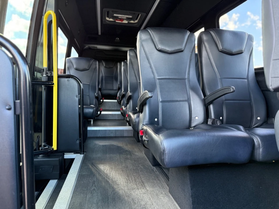 2019 Mercedes-Benz VS30 Sprinter - Image 17 of 21