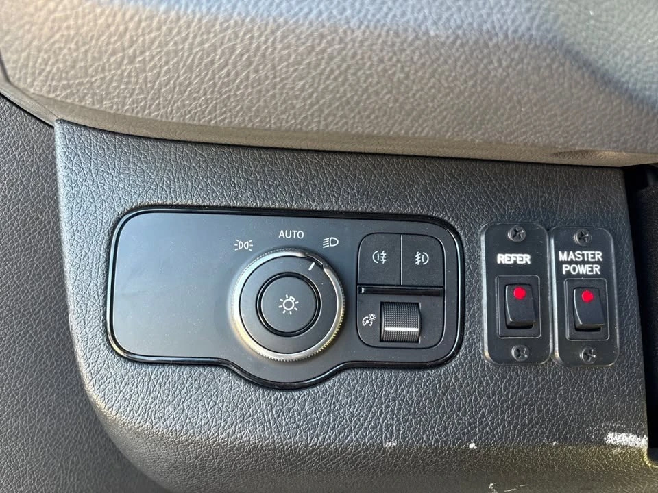2019 Mercedes-Benz VS30 Sprinter - Image 18 of 20