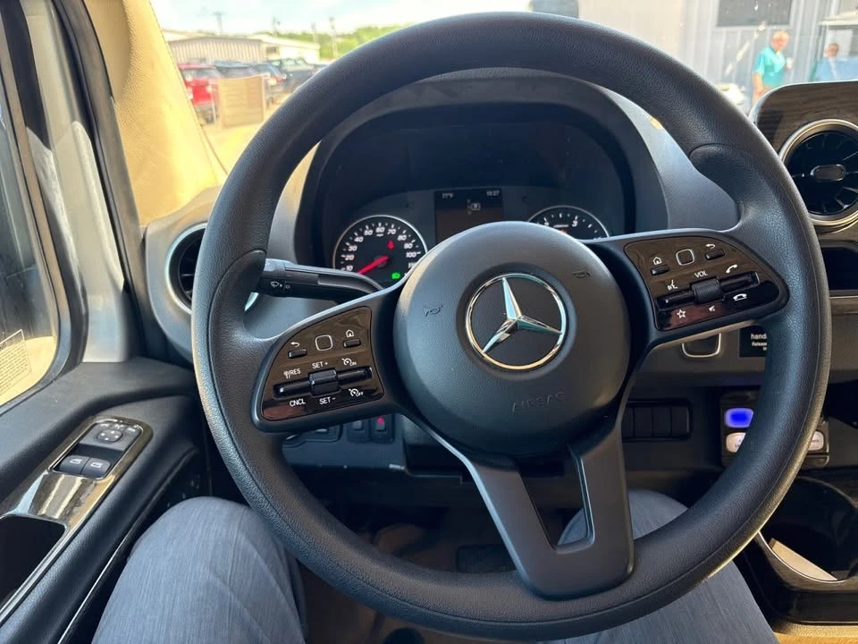 2019 Mercedes-Benz VS30 Sprinter - Image 19 of 20