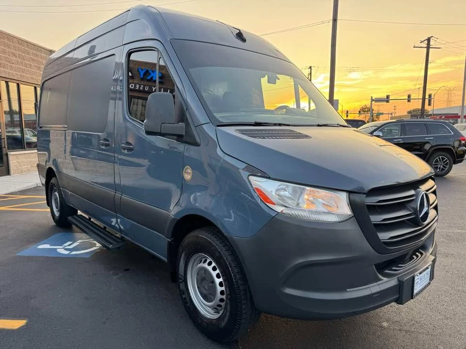 2019 Mercedes-Benz VS30 Sprinter - Image 3 of 19