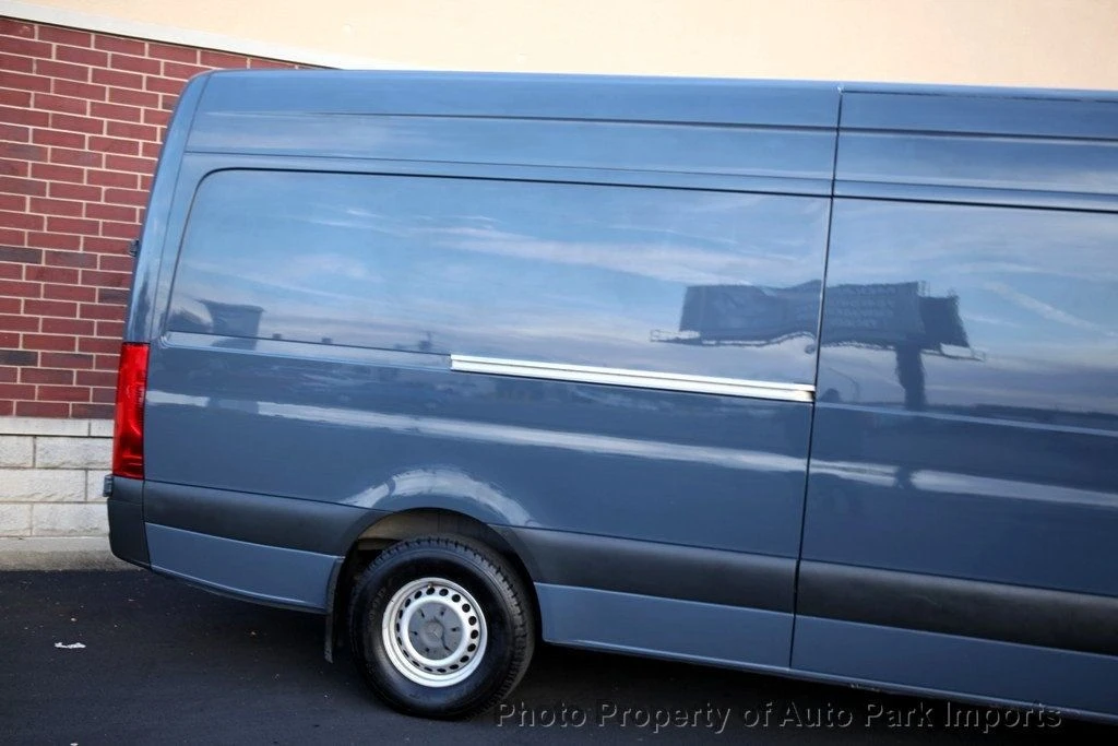 2019 Mercedes-Benz VS30 Sprinter - Image 11 of 12