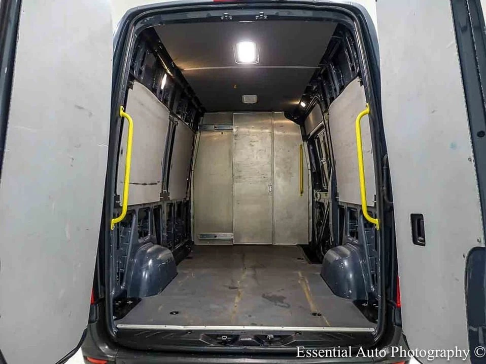 2019 Mercedes-Benz VS30 Sprinter - Image 19 of 20