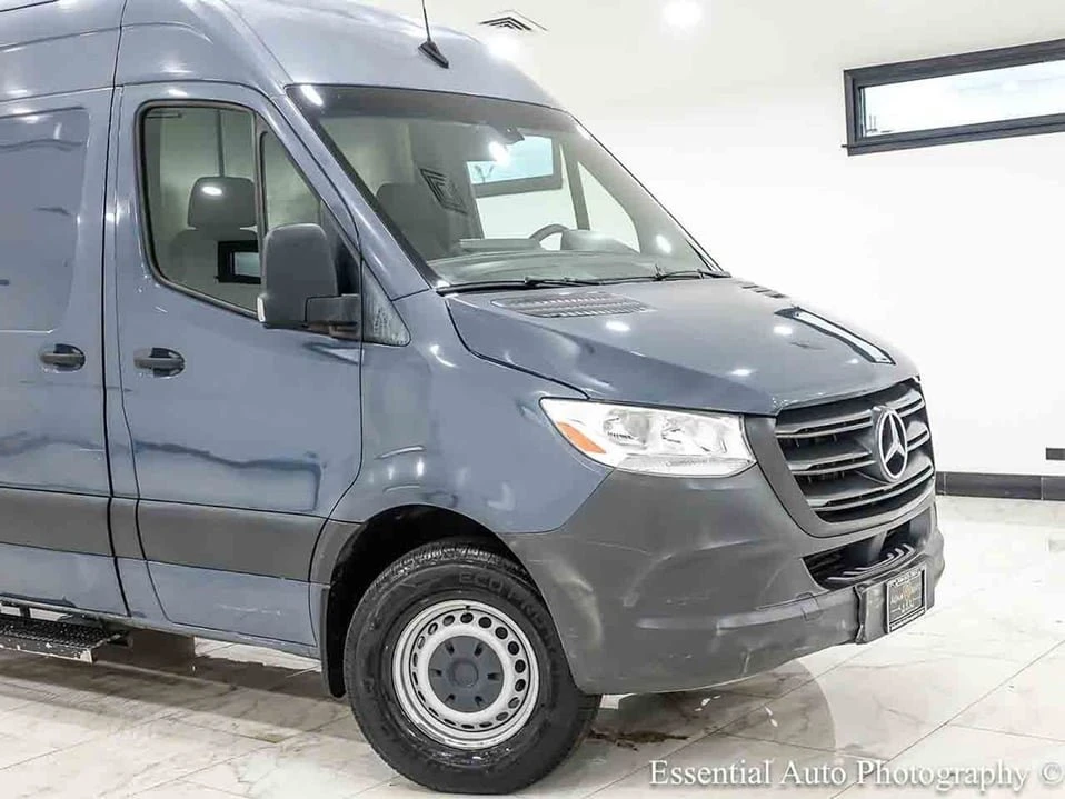 2019 Mercedes-Benz VS30 Sprinter - Image 2 of 20