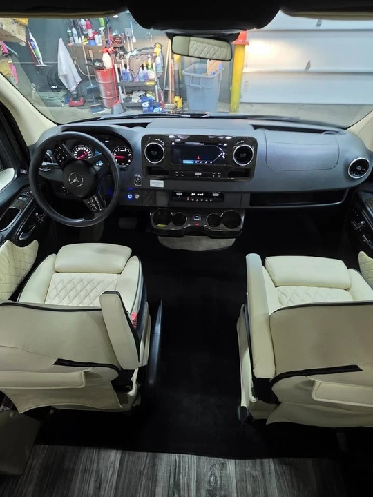 2019 Mercedes-Benz VS30 Sprinter - Image 7 of 12