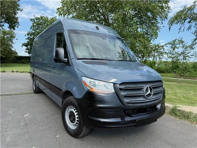 2019 Mercedes-Benz VS30 Sprinter - Image 2 of 21