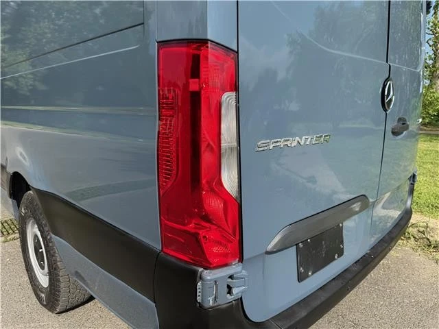 2019 Mercedes-Benz VS30 Sprinter - Image 10 of 21