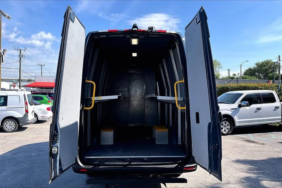2019 Mercedes-Benz VS30 Sprinter - Image 3 of 7