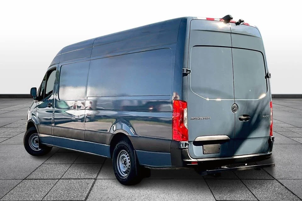 2019 Mercedes-Benz VS30 Sprinter - Image 2 of 7