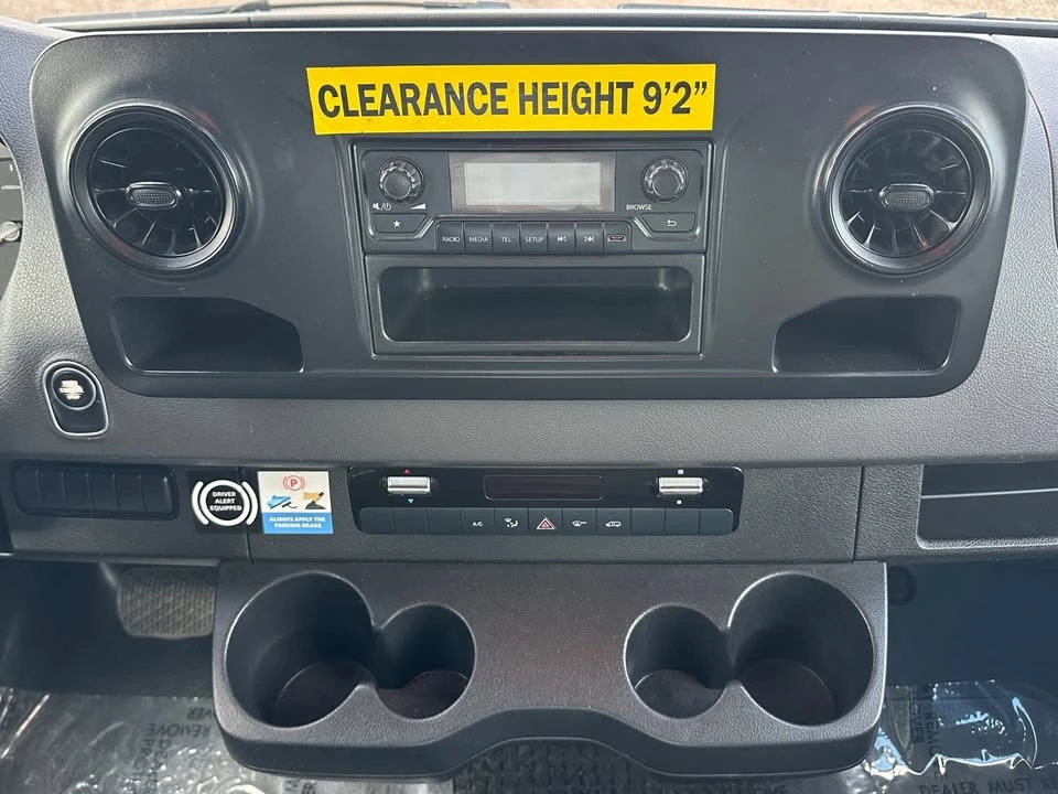 2019 Mercedes-Benz VS30 Sprinter - Image 17 of 19