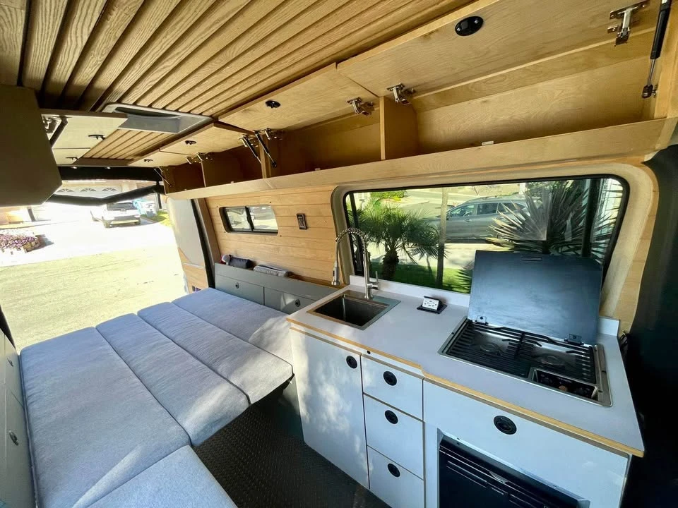 2019 Mercedes-Benz VS30 Sprinter - Image 9 of 19