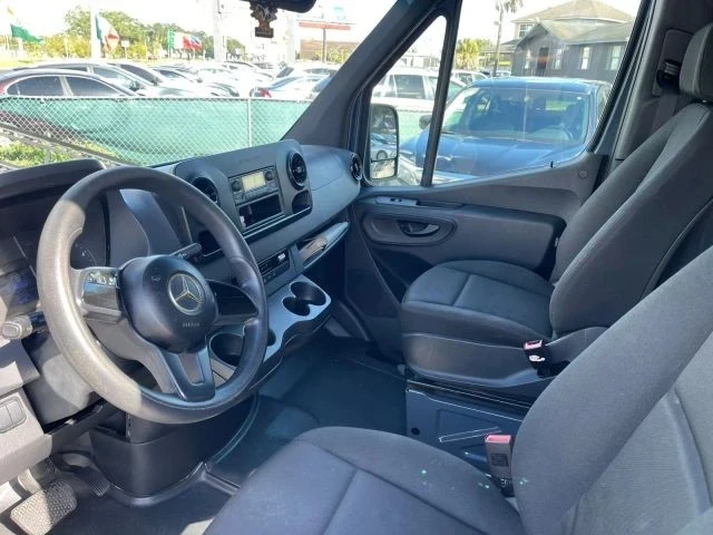 2019 Mercedes-Benz VS30 Sprinter - Image 10 of 15