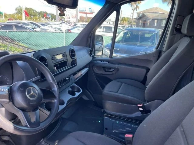 2019 Mercedes-Benz VS30 Sprinter - Image 6 of 15