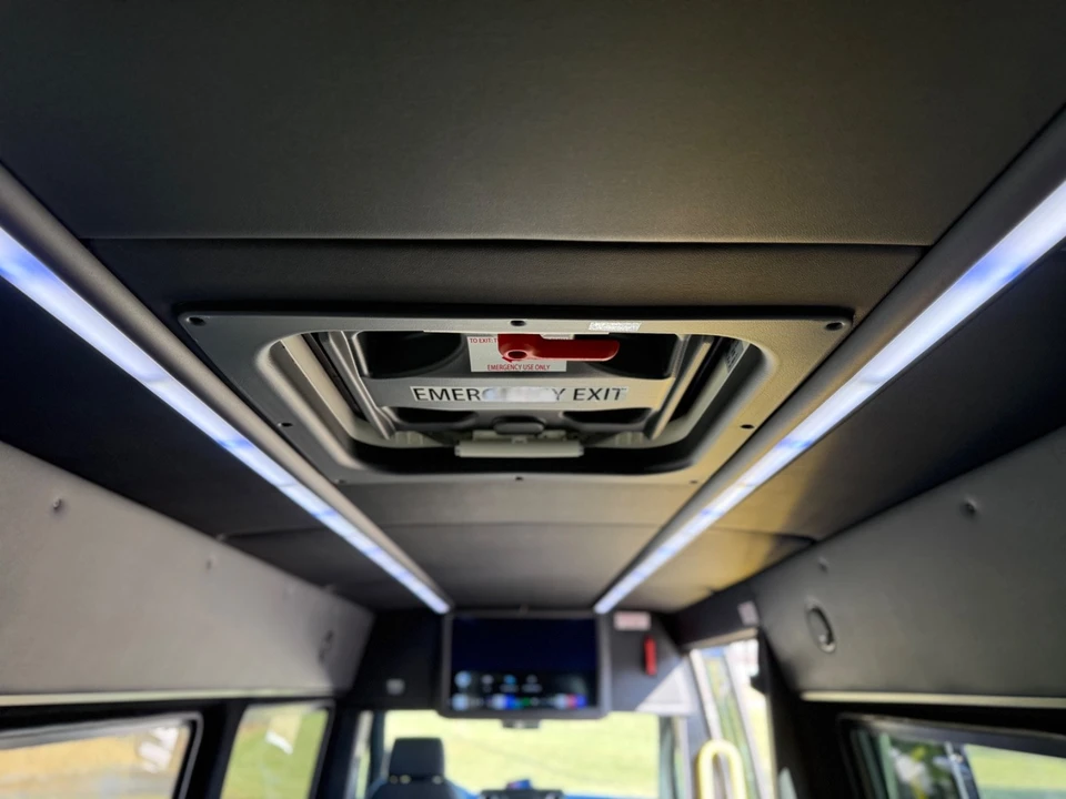 2019 Mercedes-Benz VS30 Sprinter - Image 18 of 21