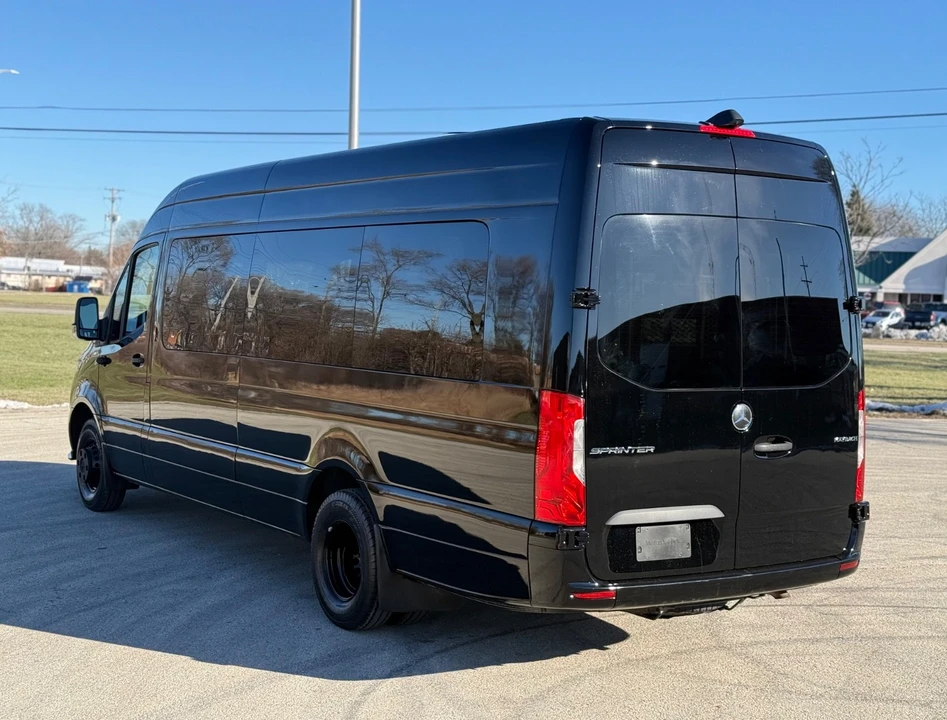 2019 Mercedes-Benz VS30 Sprinter - Image 3 of 21