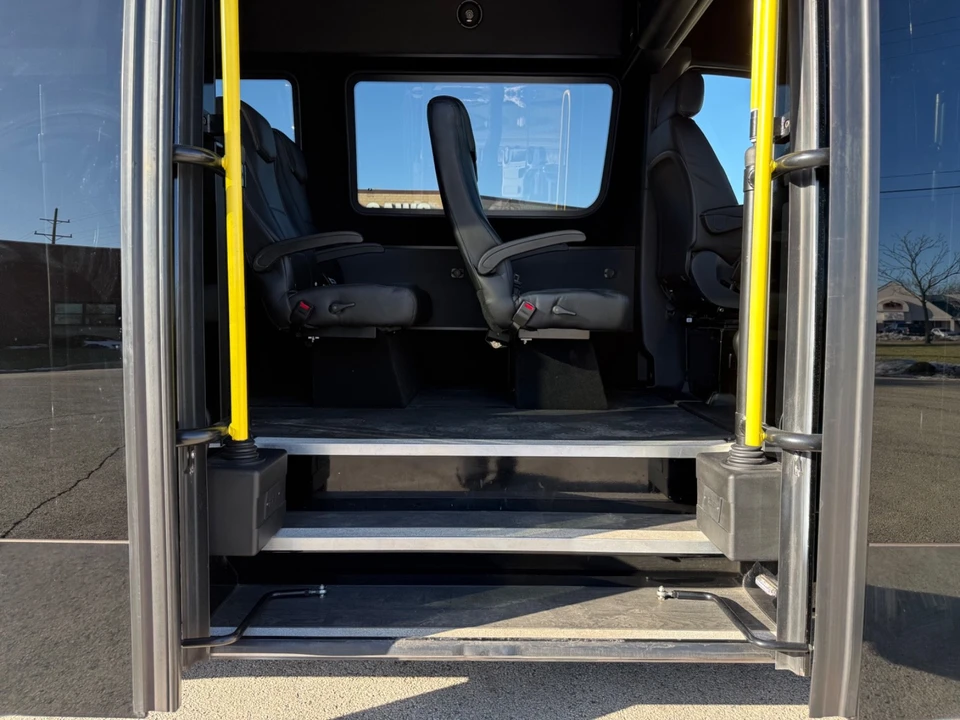 2019 Mercedes-Benz VS30 Sprinter - Image 11 of 21