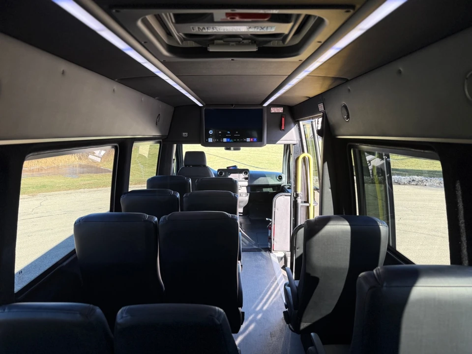 2019 Mercedes-Benz VS30 Sprinter - Image 17 of 21