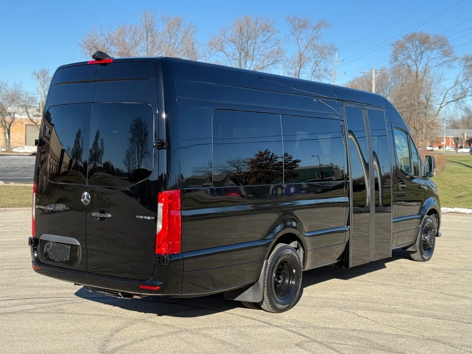 2019 Mercedes-Benz VS30 Sprinter - Image 2 of 21