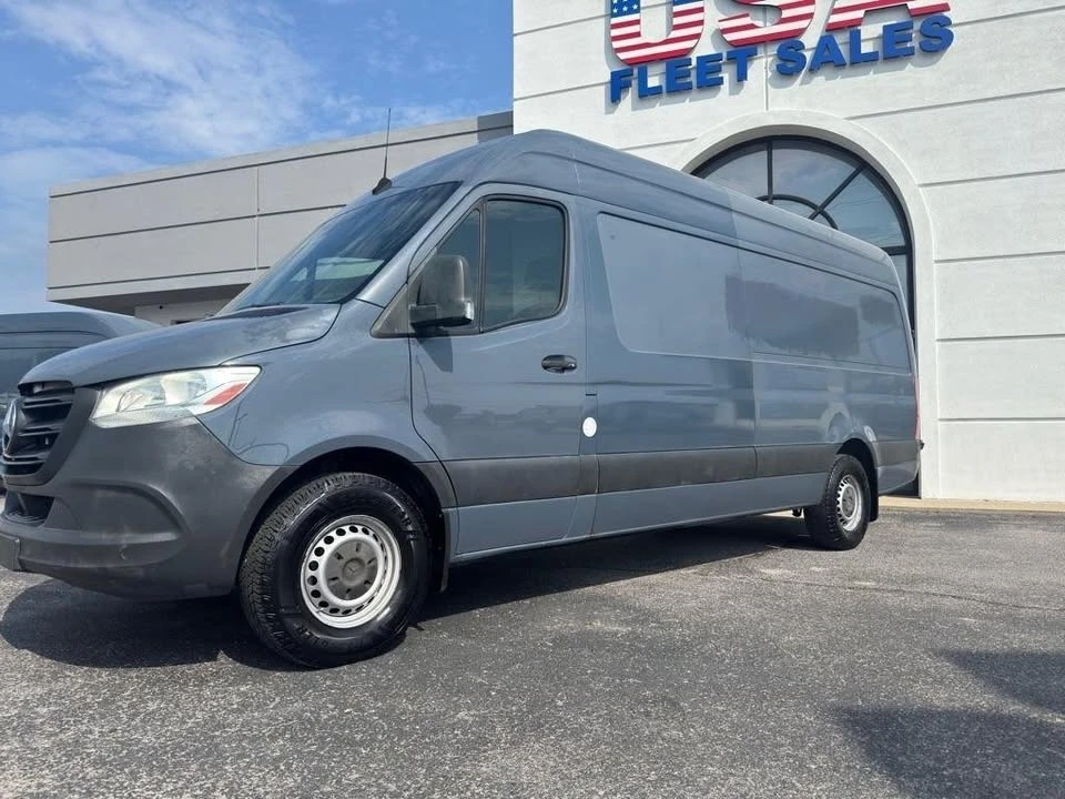 2019 Mercedes-Benz VS30 Sprinter - Image 2 of 13
