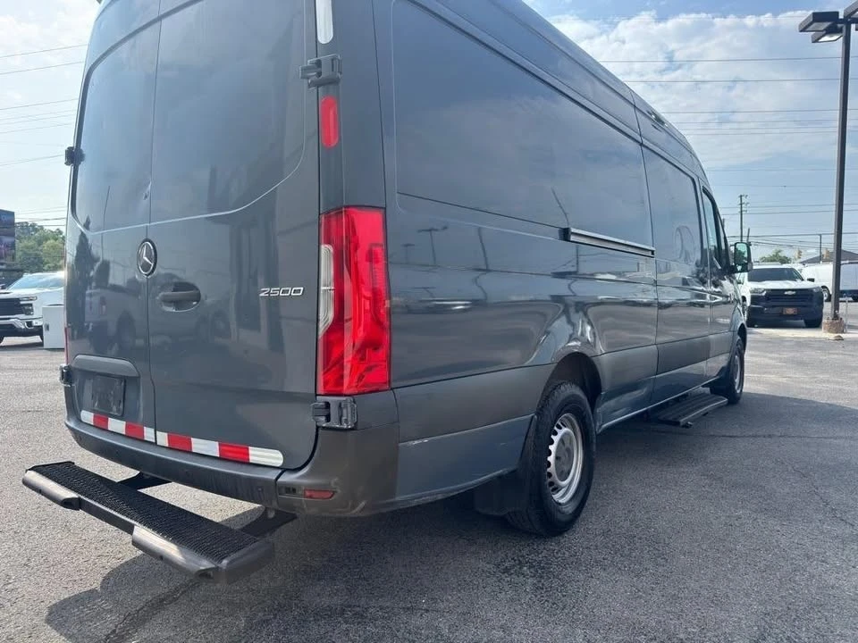 2019 Mercedes-Benz VS30 Sprinter - Image 8 of 13