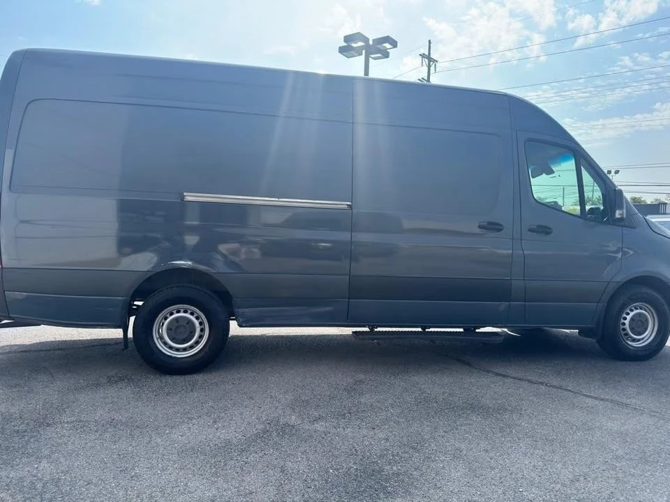 2019 Mercedes-Benz VS30 Sprinter - Image 9 of 13