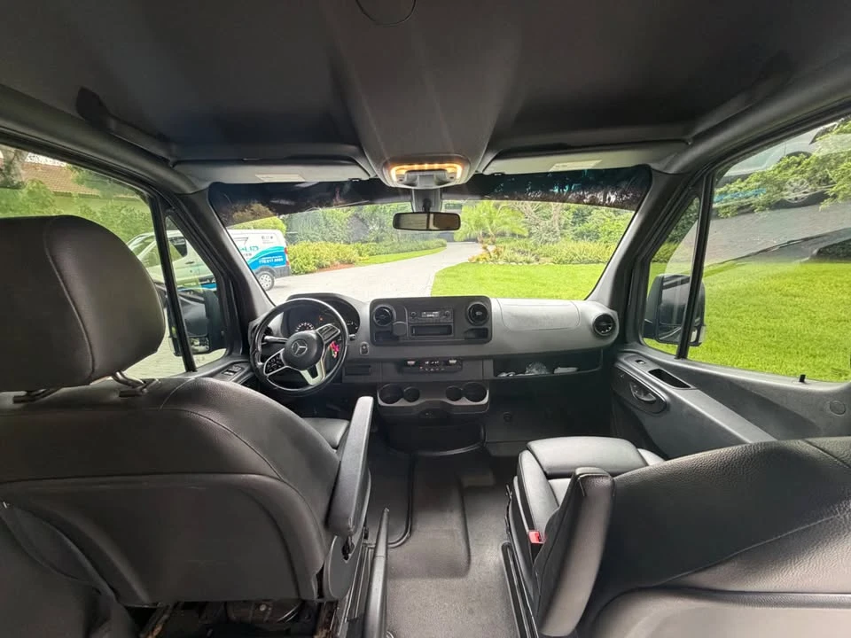 2019 Mercedes-Benz VS30 Sprinter - Image 8 of 13