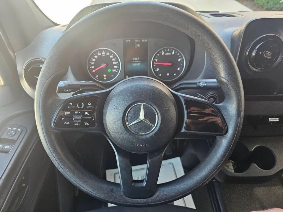 2019 Mercedes-Benz VS30 Sprinter - Image 11 of 14