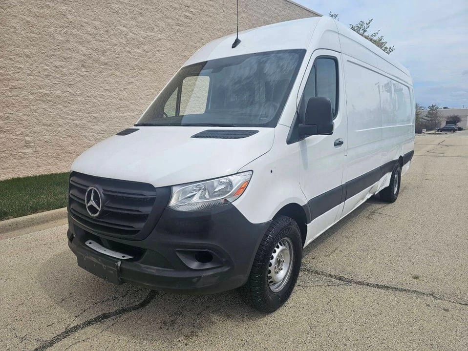 2019 Mercedes-Benz VS30 Sprinter - Image 2 of 14