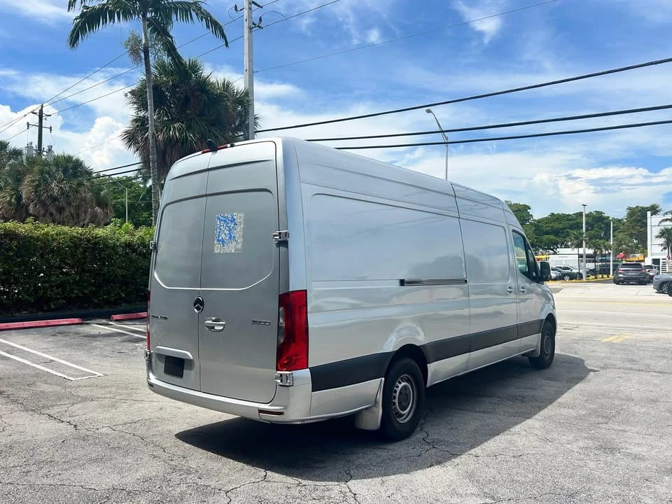 2019 Mercedes-Benz VS30 Sprinter - Image 2 of 7
